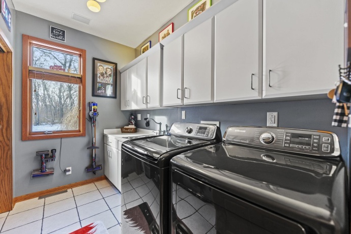 9208 SHERINGHAM, ROSCOE, Illinois 61073, 3 Bedrooms Bedrooms, ,3 BathroomsBathrooms,House,For Sale,SHERINGHAM,202600106