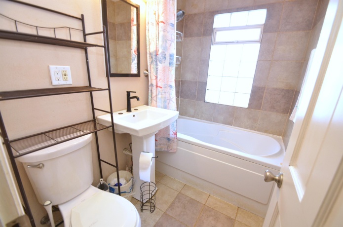 735 Joslyn, ROCKFORD, Illinois 61107, 3 Bedrooms Bedrooms, ,1 BathroomBathrooms,House,For Sale,Joslyn,202600122