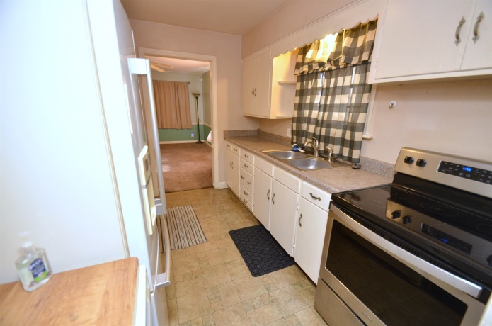 735 Joslyn, ROCKFORD, Illinois 61107, 3 Bedrooms Bedrooms, ,1 BathroomBathrooms,House,For Sale,Joslyn,202600122