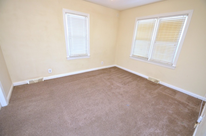 735 Joslyn, ROCKFORD, Illinois 61107, 3 Bedrooms Bedrooms, ,1 BathroomBathrooms,House,For Sale,Joslyn,202600122