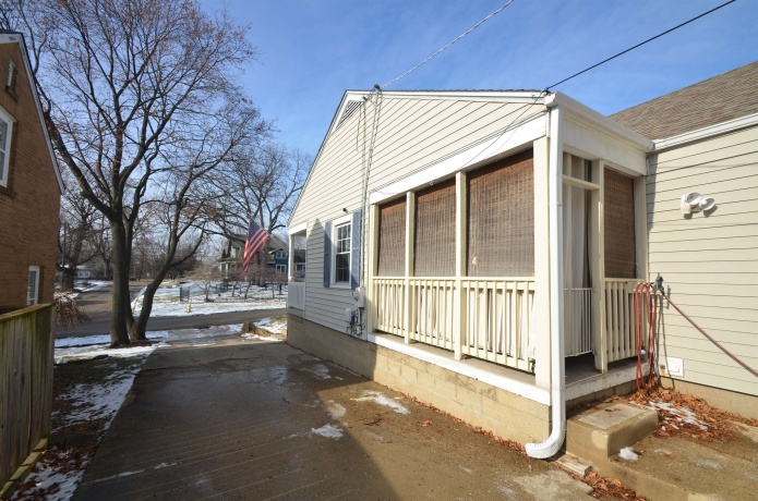 735 Joslyn, ROCKFORD, Illinois 61107, 3 Bedrooms Bedrooms, ,1 BathroomBathrooms,House,For Sale,Joslyn,202600122