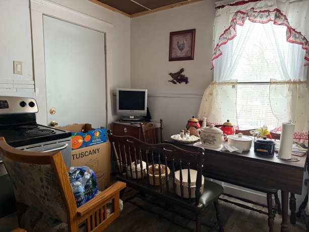 118 GREEN AVE, FREEPORT, Illinois 61032, 3 Bedrooms Bedrooms, ,1 BathroomBathrooms,House,For Sale,GREEN AVE,202600130