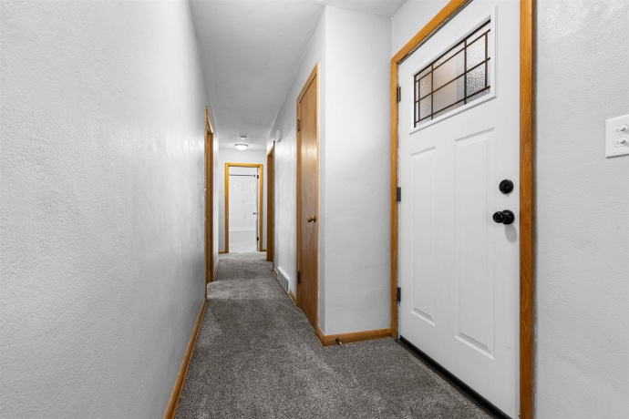 1419 Stratford, ROCKFORD, Illinois 61107, 3 Bedrooms Bedrooms, ,2 BathroomsBathrooms,House,For Sale,Stratford,202600134