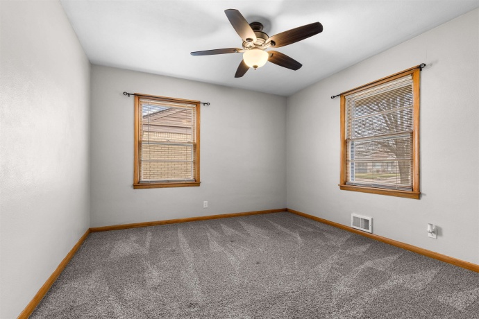 1419 Stratford, ROCKFORD, Illinois 61107, 3 Bedrooms Bedrooms, ,2 BathroomsBathrooms,House,For Sale,Stratford,202600134