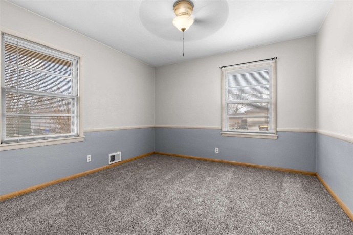 1419 Stratford, ROCKFORD, Illinois 61107, 3 Bedrooms Bedrooms, ,2 BathroomsBathrooms,House,For Sale,Stratford,202600134