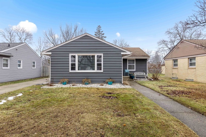 1419 Stratford, ROCKFORD, Illinois 61107, 3 Bedrooms Bedrooms, ,2 BathroomsBathrooms,House,For Sale,Stratford,202600134