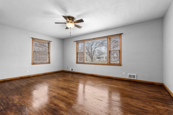 1419 Stratford, ROCKFORD, Illinois 61107, 3 Bedrooms Bedrooms, ,2 BathroomsBathrooms,House,For Sale,Stratford,202600134