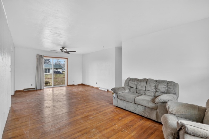 6962 Ralph, ROCKFORD, Illinois 61109, 3 Bedrooms Bedrooms, ,1 BathroomBathrooms,House,For Sale,Ralph,202600139