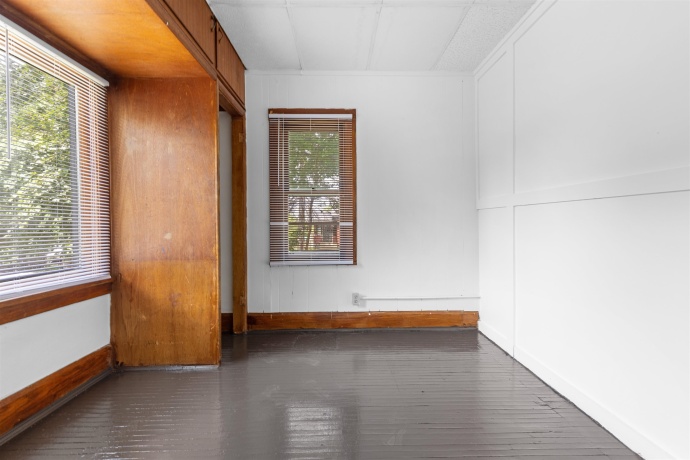 617 Central, ROCKFORD, Illinois 61101, 4 Bedrooms Bedrooms, ,1 BathroomBathrooms,House,For Sale,Central,202504846