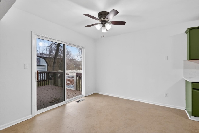 615 Winfield, SOUTH BELOIT, Illinois 61080, 3 Bedrooms Bedrooms, ,2 BathroomsBathrooms,House,For Sale,Winfield,202600143