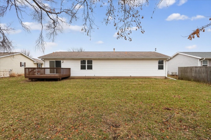 615 Winfield, SOUTH BELOIT, Illinois 61080, 3 Bedrooms Bedrooms, ,2 BathroomsBathrooms,House,For Sale,Winfield,202600143