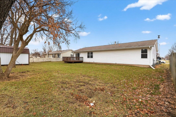 615 Winfield, SOUTH BELOIT, Illinois 61080, 3 Bedrooms Bedrooms, ,2 BathroomsBathrooms,House,For Sale,Winfield,202600143