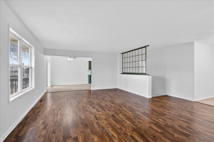 615 Winfield, SOUTH BELOIT, Illinois 61080, 3 Bedrooms Bedrooms, ,2 BathroomsBathrooms,House,For Sale,Winfield,202600143