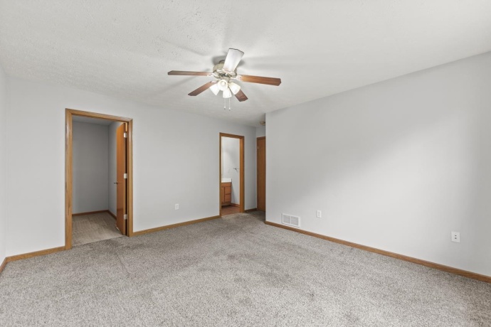 3540 St Anthony #3, ROCKFORD, Illinois 61101, 4 Bedrooms Bedrooms, ,2 BathroomsBathrooms,Condominium,For Sale,St Anthony #3,202600154