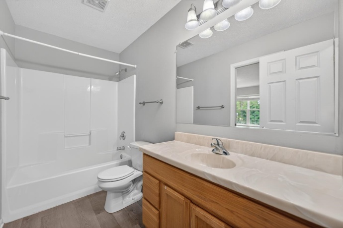 3540 St Anthony #2, ROCKFORD, Illinois 61101, 2 Bedrooms Bedrooms, ,1 BathroomBathrooms,Condominium,For Sale,St Anthony #2,202600156