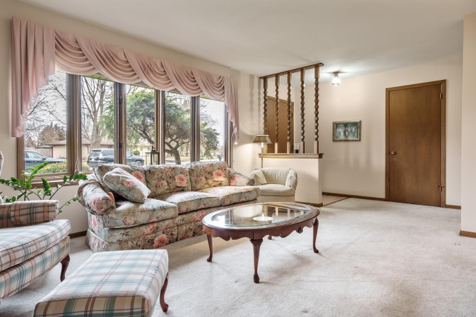 3165 Cavendish, ROCKFORD, Illinois 61109, 3 Bedrooms Bedrooms, ,1 BathroomBathrooms,House,For Sale,Cavendish,202600155