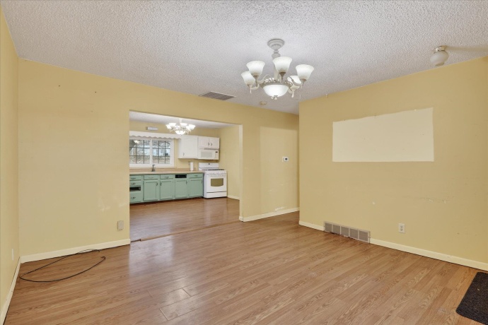 219 River, ROCHELLE, Illinois 61068, 4 Bedrooms Bedrooms, ,1 BathroomBathrooms,House,For Sale,River,202600159