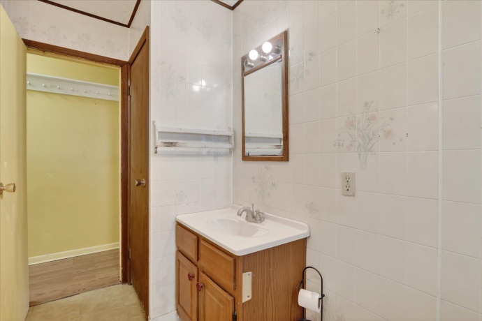 219 River, ROCHELLE, Illinois 61068, 4 Bedrooms Bedrooms, ,1 BathroomBathrooms,House,For Sale,River,202600159