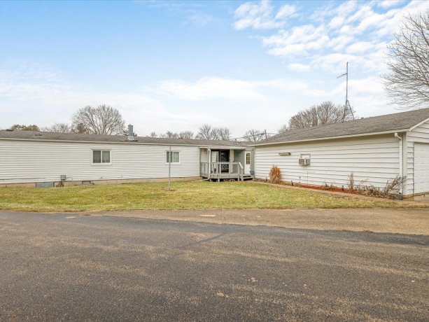 319 turner, DAVIS, Illinois 61019, 3 Bedrooms Bedrooms, ,2 BathroomsBathrooms,House,For Sale,turner,202600160