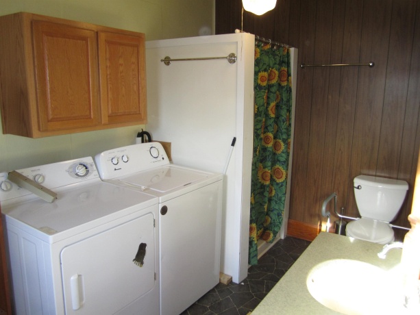 1107 MAIN, BELVIDERE, Illinois 61008, 2 Bedrooms Bedrooms, ,2 BathroomsBathrooms,House,For Sale,MAIN,202600162