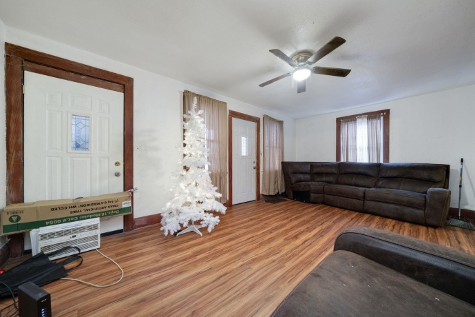 1128 21st, ROCKFORD, Illinois 61104, ,2 Units,For Sale,21st,202600163