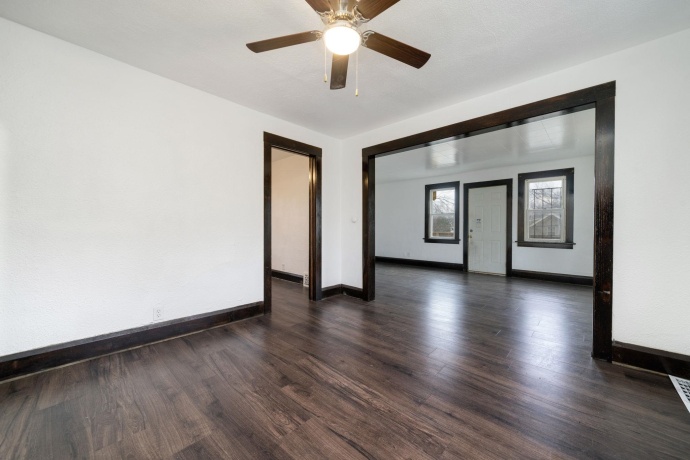 1128 21st, ROCKFORD, Illinois 61104, ,2 Units,For Sale,21st,202600163