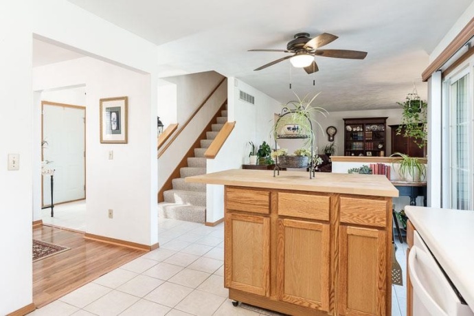 3805 Northline, ROCKFORD, Illinois 61101, 3 Bedrooms Bedrooms, ,1 BathroomBathrooms,House,For Sale,Northline,202600164