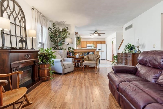 3805 Northline, ROCKFORD, Illinois 61101, 3 Bedrooms Bedrooms, ,1 BathroomBathrooms,House,For Sale,Northline,202600164