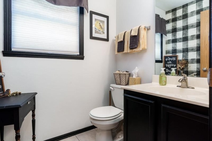 3805 Northline, ROCKFORD, Illinois 61101, 3 Bedrooms Bedrooms, ,1 BathroomBathrooms,House,For Sale,Northline,202600164