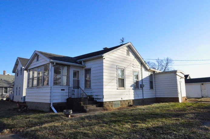 295 Illinois, MARSEILLES, Illinois 61341, 3 Bedrooms Bedrooms, ,1 BathroomBathrooms,House,For Sale,Illinois,202600166