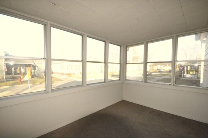 295 Illinois, MARSEILLES, Illinois 61341, 3 Bedrooms Bedrooms, ,1 BathroomBathrooms,House,For Sale,Illinois,202600166