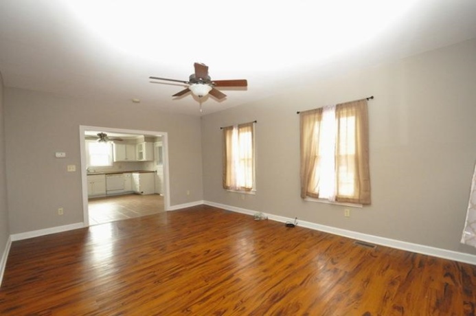 295 Illinois, MARSEILLES, Illinois 61341, 3 Bedrooms Bedrooms, ,1 BathroomBathrooms,House,For Sale,Illinois,202600166