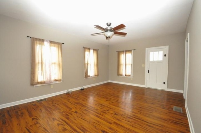 295 Illinois, MARSEILLES, Illinois 61341, 3 Bedrooms Bedrooms, ,1 BathroomBathrooms,House,For Sale,Illinois,202600166