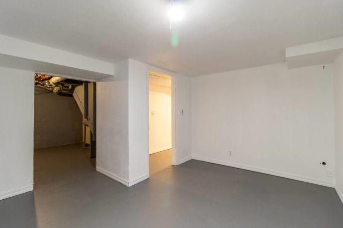 743 Bohm, ROCKFORD, Illinois 61107, 4 Bedrooms Bedrooms, ,2 BathroomsBathrooms,House,For Sale,Bohm,202600171