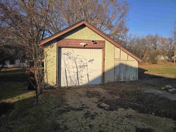 320 Westmoreland, ROCKFORD, Illinois 61102, 3 Bedrooms Bedrooms, ,1 BathroomBathrooms,House,For Sale,Westmoreland,202600175