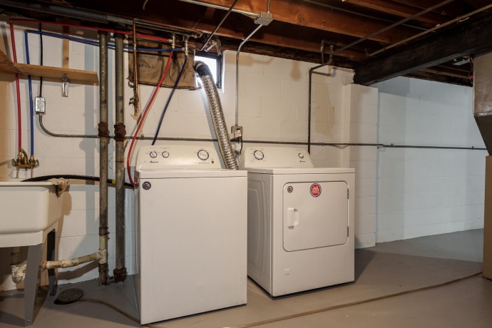 238 SHERIDAN, LOVES PARK, Illinois 61111, 4 Bedrooms Bedrooms, ,1 BathroomBathrooms,House,For Sale,SHERIDAN,202600178