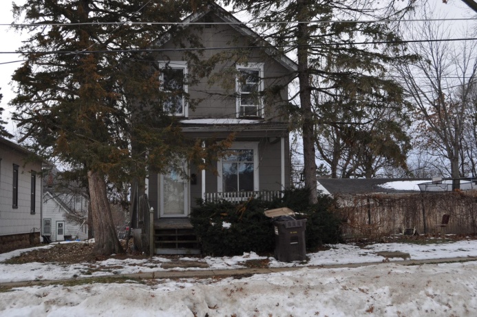 715 Ringold, FREEPORT, Illinois 61032, 2 Bedrooms Bedrooms, ,1 BathroomBathrooms,House,For Sale,Ringold,202600179