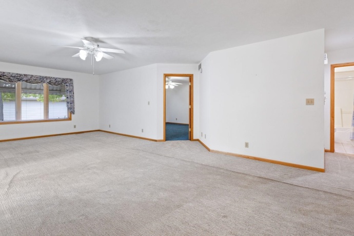 5103 Star Flower, LOVES PARK, Illinois 61111, 2 Bedrooms Bedrooms, ,3 BathroomsBathrooms,Condominium,For Sale,Star Flower,202506470