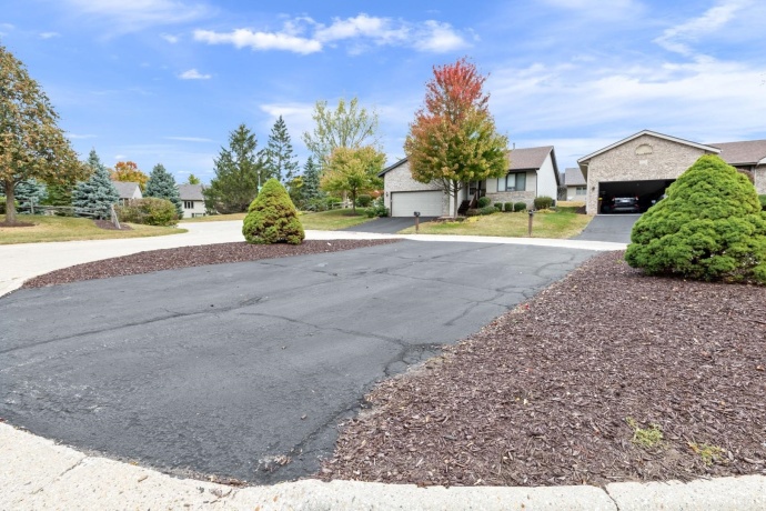 5103 Star Flower, LOVES PARK, Illinois 61111, 2 Bedrooms Bedrooms, ,3 BathroomsBathrooms,Condominium,For Sale,Star Flower,202506470