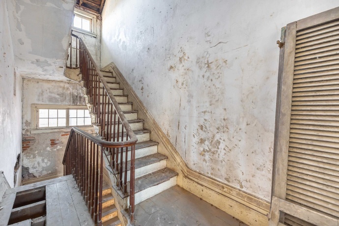 606 Bench, GALENA, Illinois 61036, 4 Bedrooms Bedrooms, ,2 BathroomsBathrooms,House,For Sale,Bench,202600182