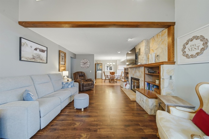 705 Institute, DIXON, Illinois 61021, 3 Bedrooms Bedrooms, ,1 BathroomBathrooms,House,For Sale,Institute,202600187