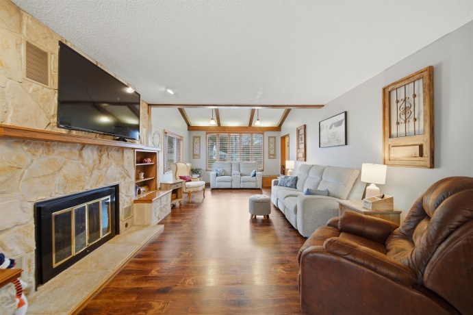 705 Institute, DIXON, Illinois 61021, 3 Bedrooms Bedrooms, ,1 BathroomBathrooms,House,For Sale,Institute,202600187