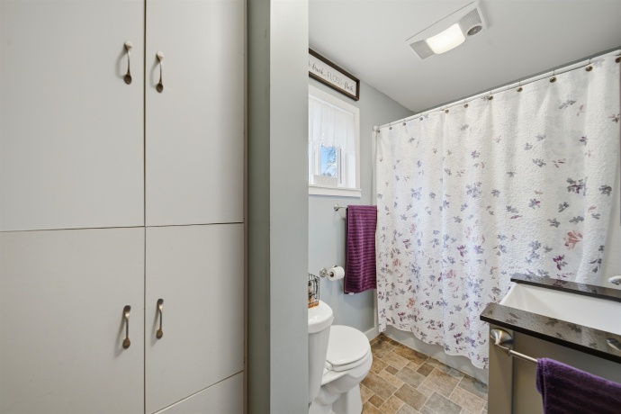 705 Institute, DIXON, Illinois 61021, 3 Bedrooms Bedrooms, ,1 BathroomBathrooms,House,For Sale,Institute,202600187