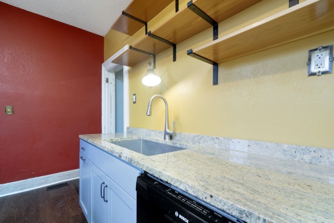 732 Seminary, ROCKFORD, Illinois 61104, 4 Bedrooms Bedrooms, ,1 BathroomBathrooms,House,For Sale,Seminary,202600188