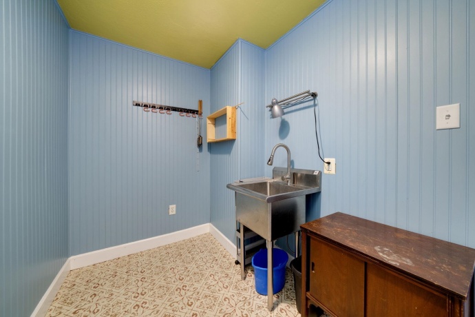 732 Seminary, ROCKFORD, Illinois 61104, 4 Bedrooms Bedrooms, ,1 BathroomBathrooms,House,For Sale,Seminary,202600188