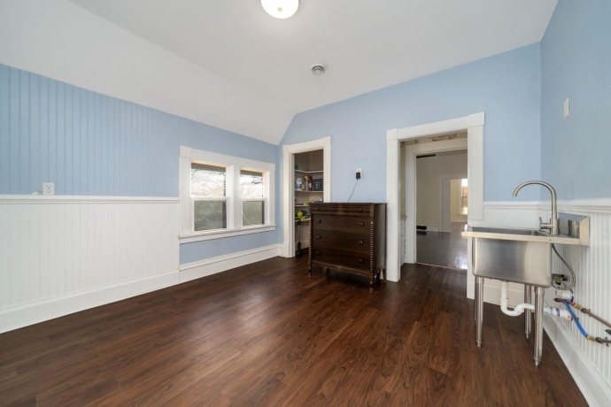 732 Seminary, ROCKFORD, Illinois 61104, 4 Bedrooms Bedrooms, ,1 BathroomBathrooms,House,For Sale,Seminary,202600188