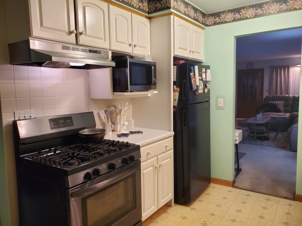 2216 Dresden, ROCKFORD, Illinois 61103, 2 Bedrooms Bedrooms, ,2 BathroomsBathrooms,House,For Sale,Dresden,202600191