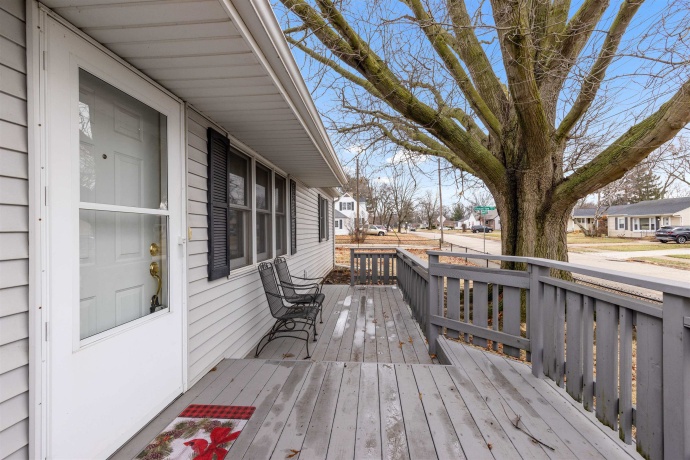 2820 BUCKINGHAM, ROCKFORD, Illinois 61107, 2 Bedrooms Bedrooms, ,1 BathroomBathrooms,House,For Sale,BUCKINGHAM,202600192