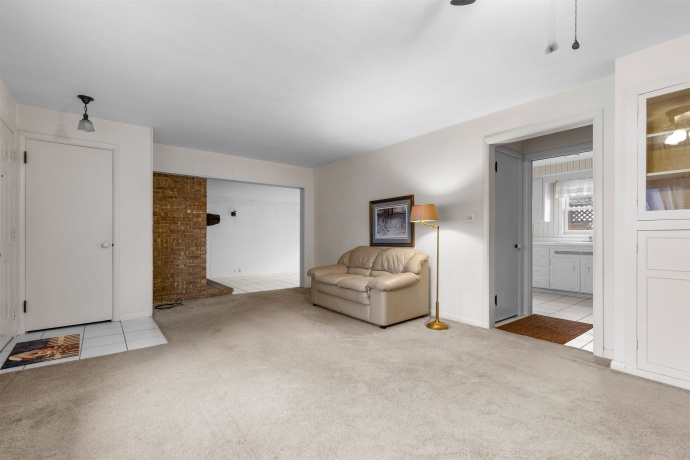 2820 BUCKINGHAM, ROCKFORD, Illinois 61107, 2 Bedrooms Bedrooms, ,1 BathroomBathrooms,House,For Sale,BUCKINGHAM,202600192