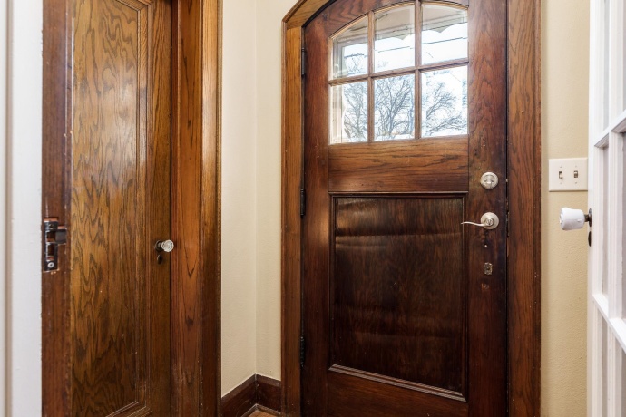 2310 Broadway, ROCKFORD, Illinois 61104, 4 Bedrooms Bedrooms, ,2 BathroomsBathrooms,House,For Sale,Broadway,202506964